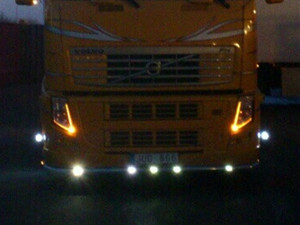 DIODE DE PORTE DE VILLE JAUNE - ADAPT&Eacute;: VOLVO FH / FM &Agrave; PARTIR DE 2009