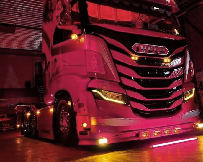 iveco dagrijverlichting oranje