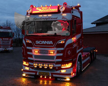 AMBRE - FEU DE POSITION SUPPL&Eacute;MENTAIRE - PHARE LED SCANIA 2016+