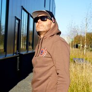 HOODIE - RONNY CEUSTERS | LAAKDAL - MOKA